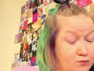 Sara-moor  live sex cam