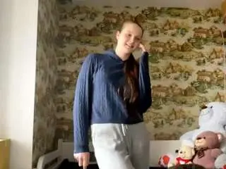 Tynishawilder  live sex cam