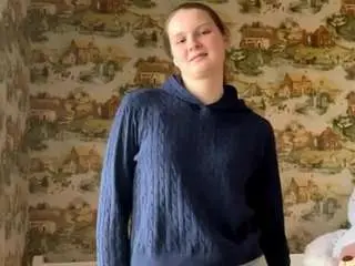 Tynishawilder  live sex cam