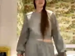 Tynishawilder  live sex cam