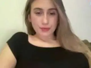 Walkiria19  live sex cam