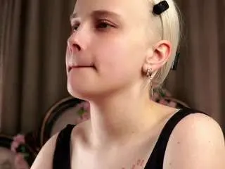 Andreastranahan  live sex cam