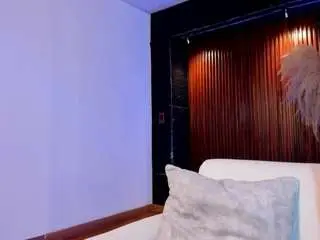Lea-rousse  live sex cam