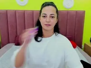 Lindainsatiable  live sex cam