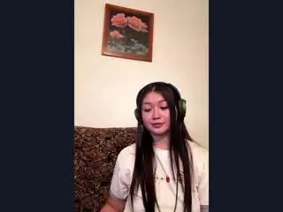 Luisegursky  live sex cam
