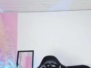 Miia-dool  live sex cam