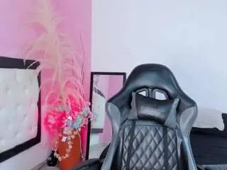Miia-dool  live sex cam
