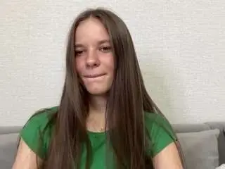 Terinarujawitz  live sex cam