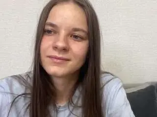 Terinarujawitz  live sex cam