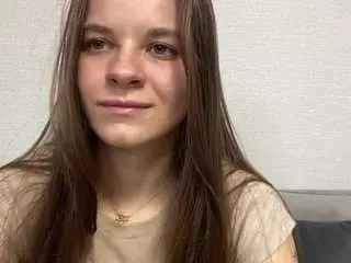 Terinarujawitz  live sex cam