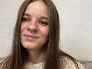 Terinarujawitz  live sex cam