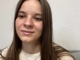 Terinarujawitz  live sex cam