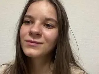 Terinarujawitz  live sex cam