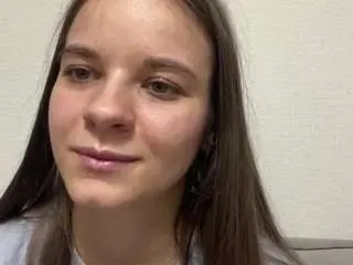 Terinarujawitz  live sex cam