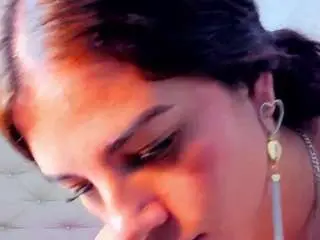 Thiara-scarlet  live sex cam