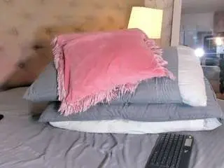 Thiara-scarlet  live sex cam