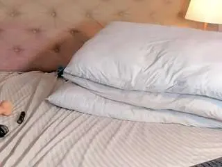 Thiara-scarlet  live sex cam