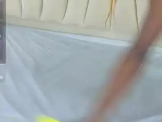 Bonieklent  live sex cam