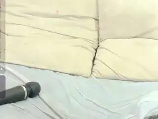 Bonieklent  live sex cam