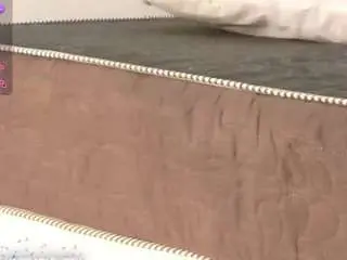 Bonieklent  live sex cam