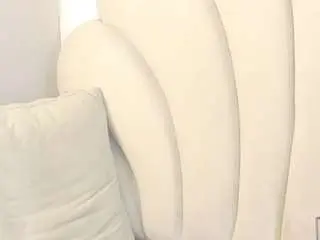 Bonieklent  live sex cam