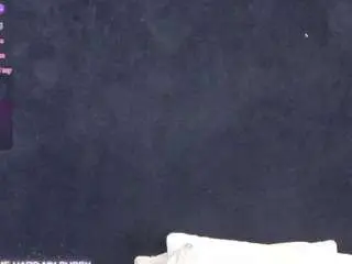 Bonieklent  live sex cam