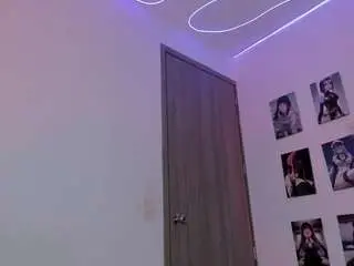 Emilyhick  live sex cam