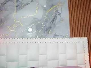 Madisson022  live sex cam