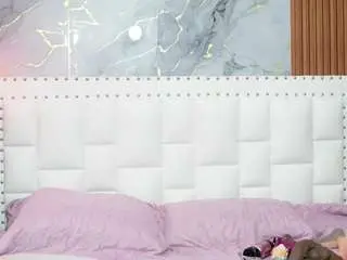 Madisson022  live sex cam