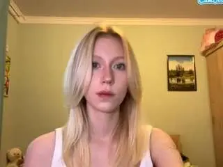 Melonietrent  live sex cam