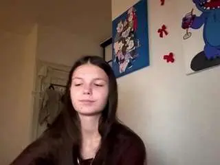 Adelinapisarski  live sex cam