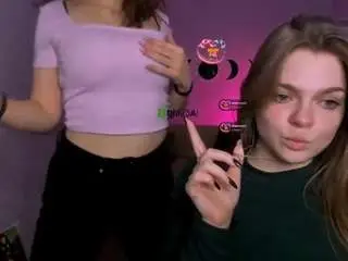 Baby-joy  live sex cam