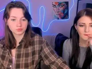 Baby-joy  live sex cam