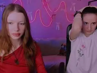 Baby-joy  live sex cam