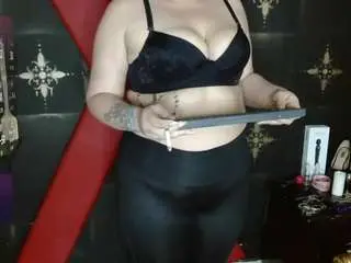 Jolie-colette  live sex cam