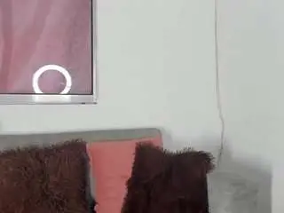 Barbie-collins  live sex cam