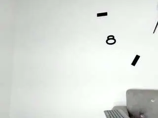 Barbie-collins  live sex cam