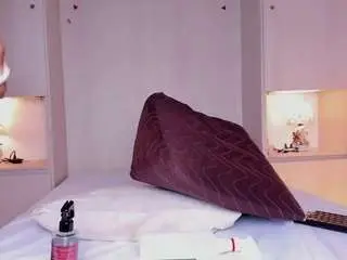 Jademoller  live sex cam