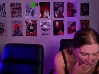 Riley-sanders  live sex cam