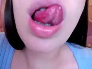 Seductiveprincess  live sex cam