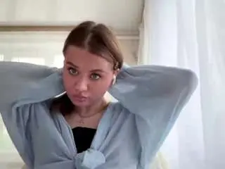 Erinfoots  live sex cam