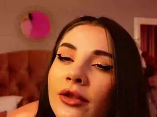 Linareese  live sex cam