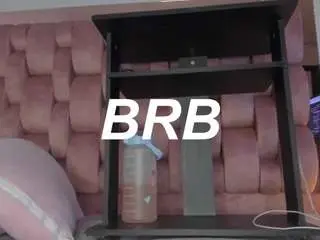 Sweet-booty  live sex cam