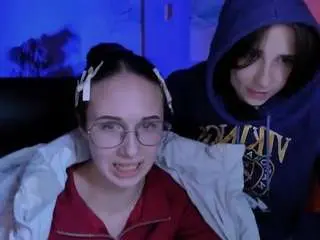 Sweetie-chloe  live sex cam