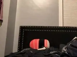 Urfavsquirtxo  live sex cam