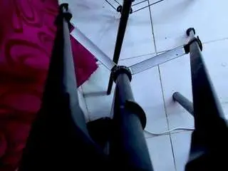 Mili-lv  live sex cam