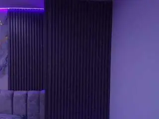 Rubi-hops  live sex cam