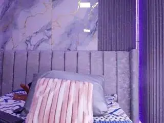 Rubi-hops  live sex cam