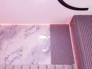 Rubi-hops  live sex cam