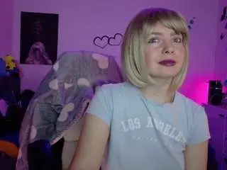 Yrenex  live sex cam